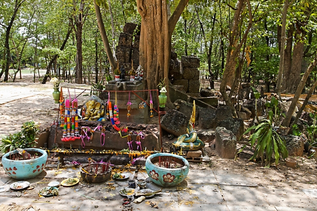 53-Ku Mueang Bua-001